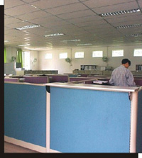 profile1.jpg (19666 bytes)